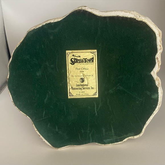 Santa's Town at the North Pole Christmas Village Post Office Air Mail 1995 EUC - Picture 13 of 16